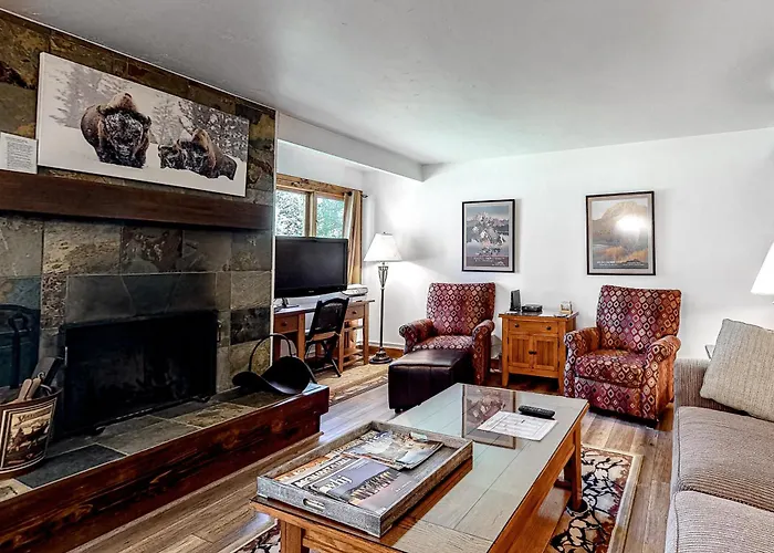 613 Tamarack *