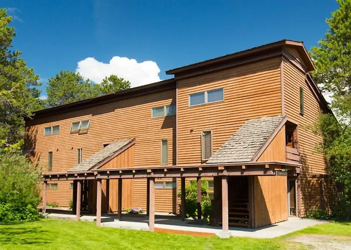 613 Tamarack * Wilson