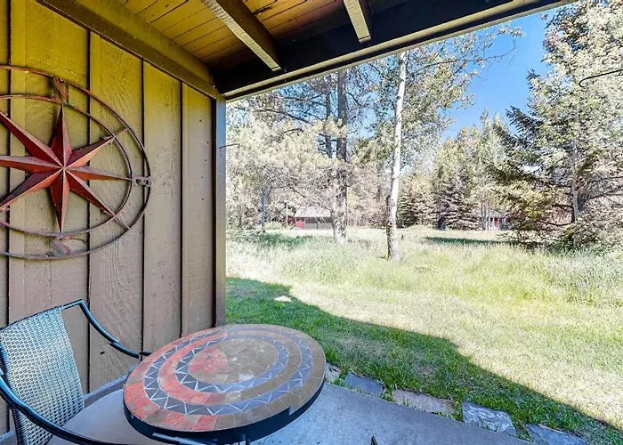 Apartment 613 Tamarack *